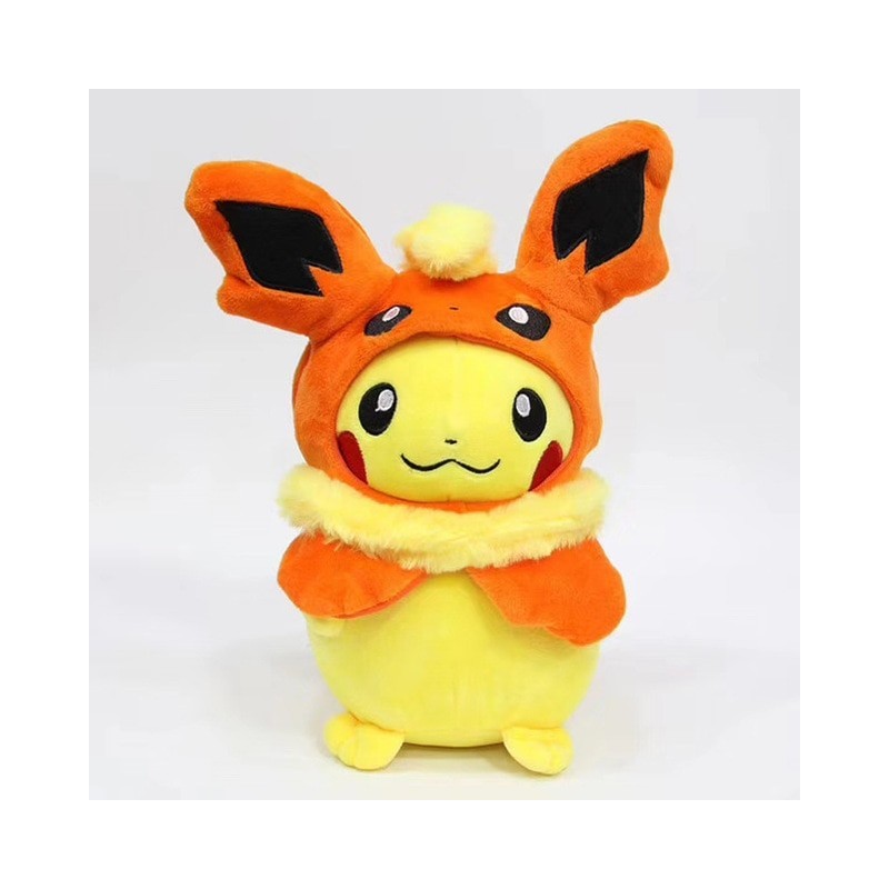 Peluche pikachu déguisé en pyroli 28 cm Peluche pikachu déguisé en pyroli 28 cm